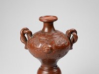 Ame Ker 13  Ame Ker 13, Mexiko, Bundesstaat Jalisco, Guadalajara/Tonalá, Kolonialzeit, 17./18. Jahrhundert, Vase, búcaro, Ton, H 25,5 cm, Dm 13 cm : Museumsfoto: Claus Cordes, Bestandskatalog Ethnologie